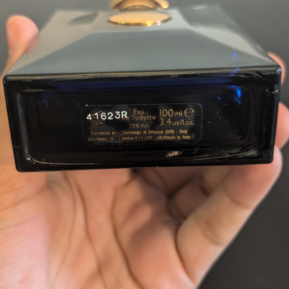 Versace Black and Gold Eau de Toilette - Picture 2 of 5